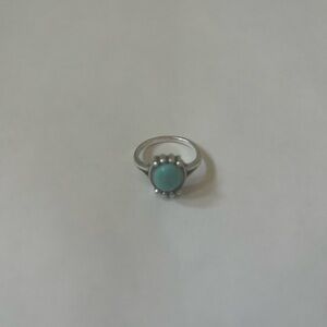 💝3/$10 💝Elegant Silver and Turquoise Ring